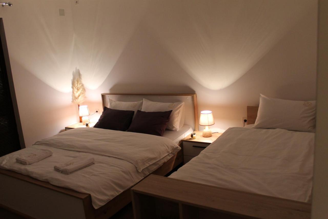 Belov Rooms And Apartments Demir Kapija Bagian luar foto