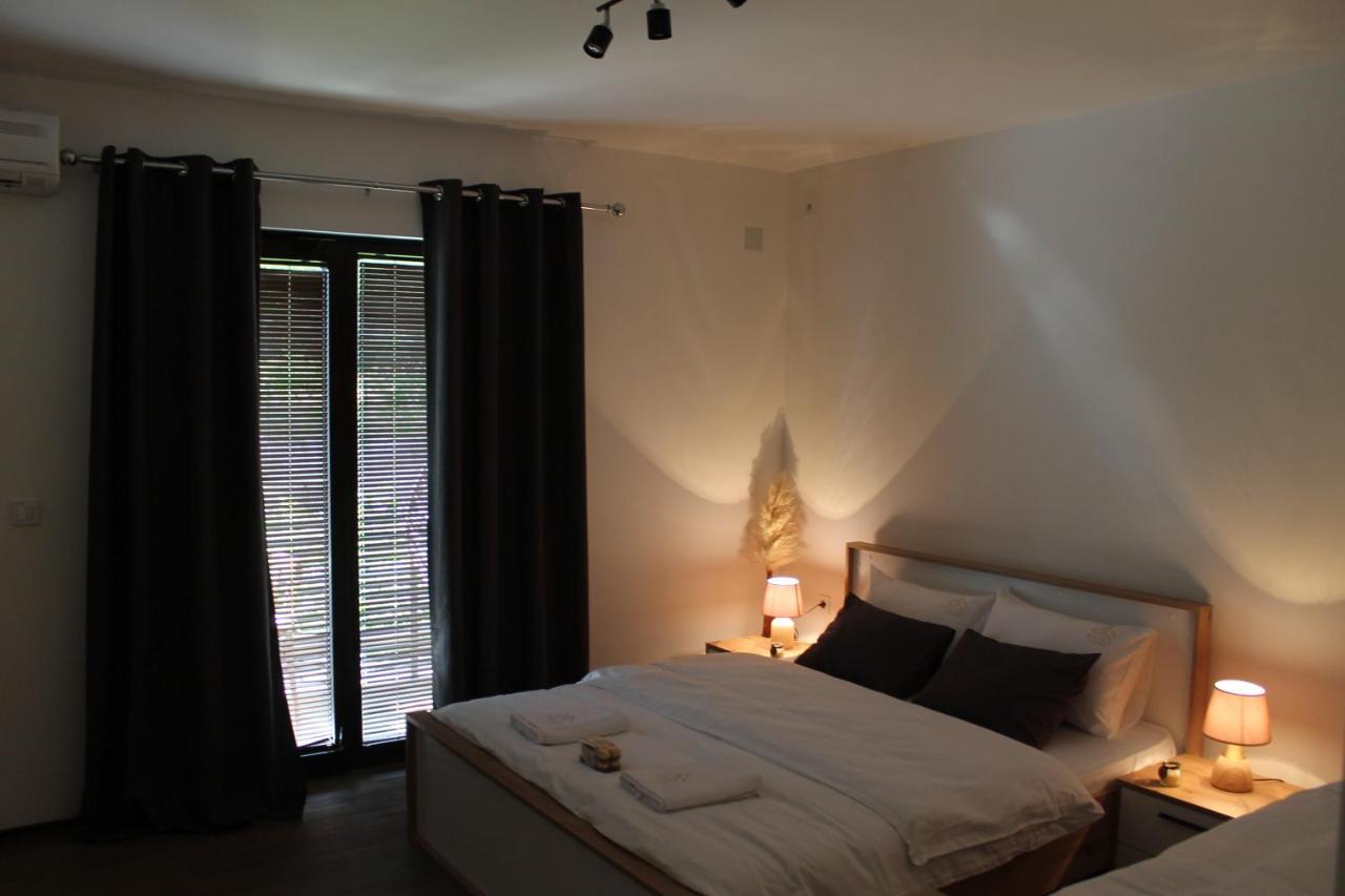 Belov Rooms And Apartments Demir Kapija Bagian luar foto
