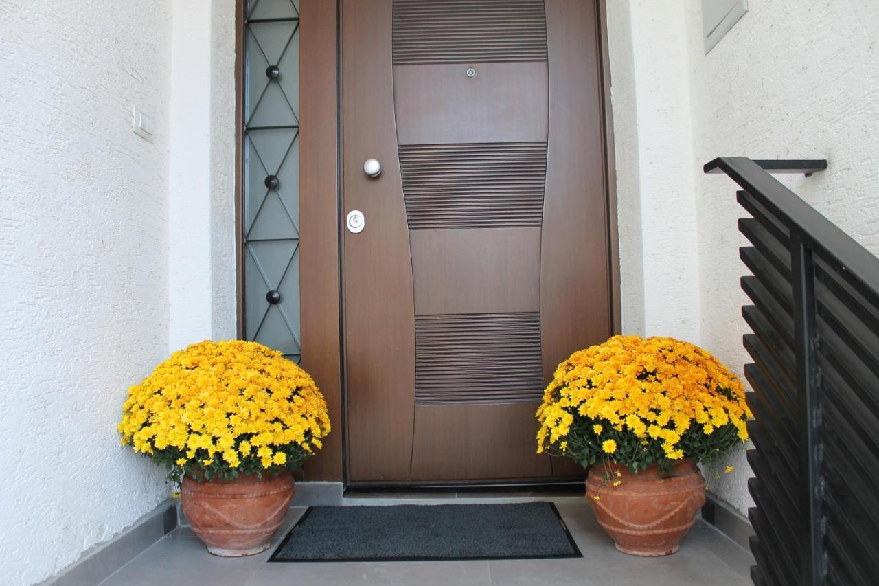 Belov Rooms And Apartments Demir Kapija Bagian luar foto