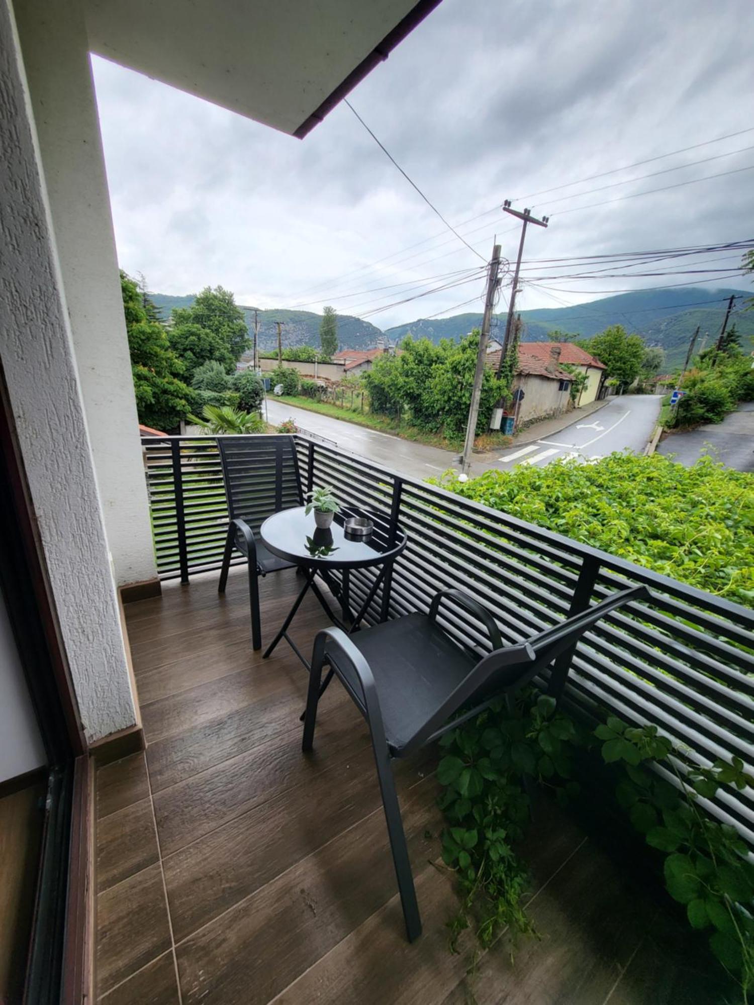 Belov Rooms And Apartments Demir Kapija Bagian luar foto
